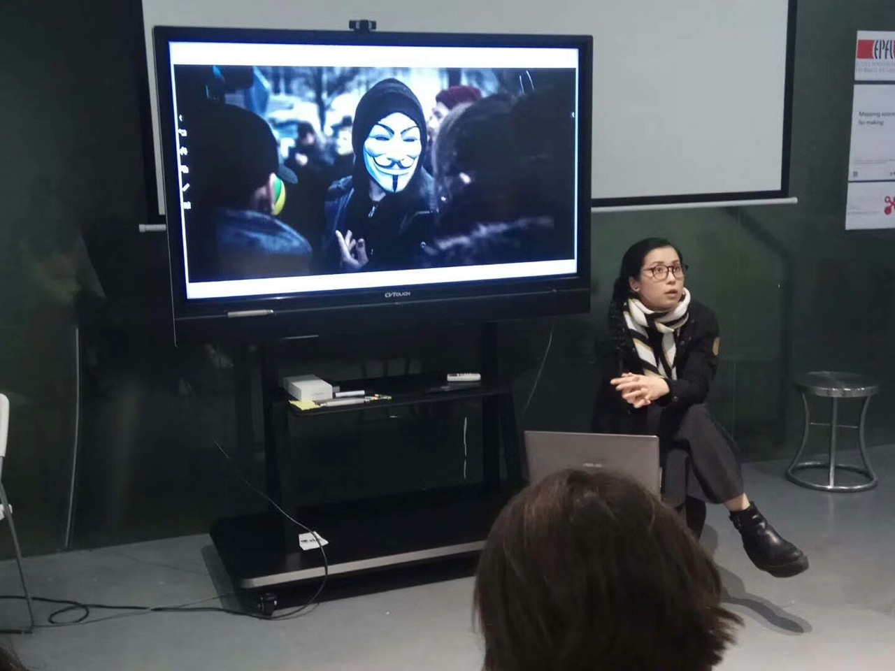 Michelle Poon introducing her book The Field Guide to Hacking